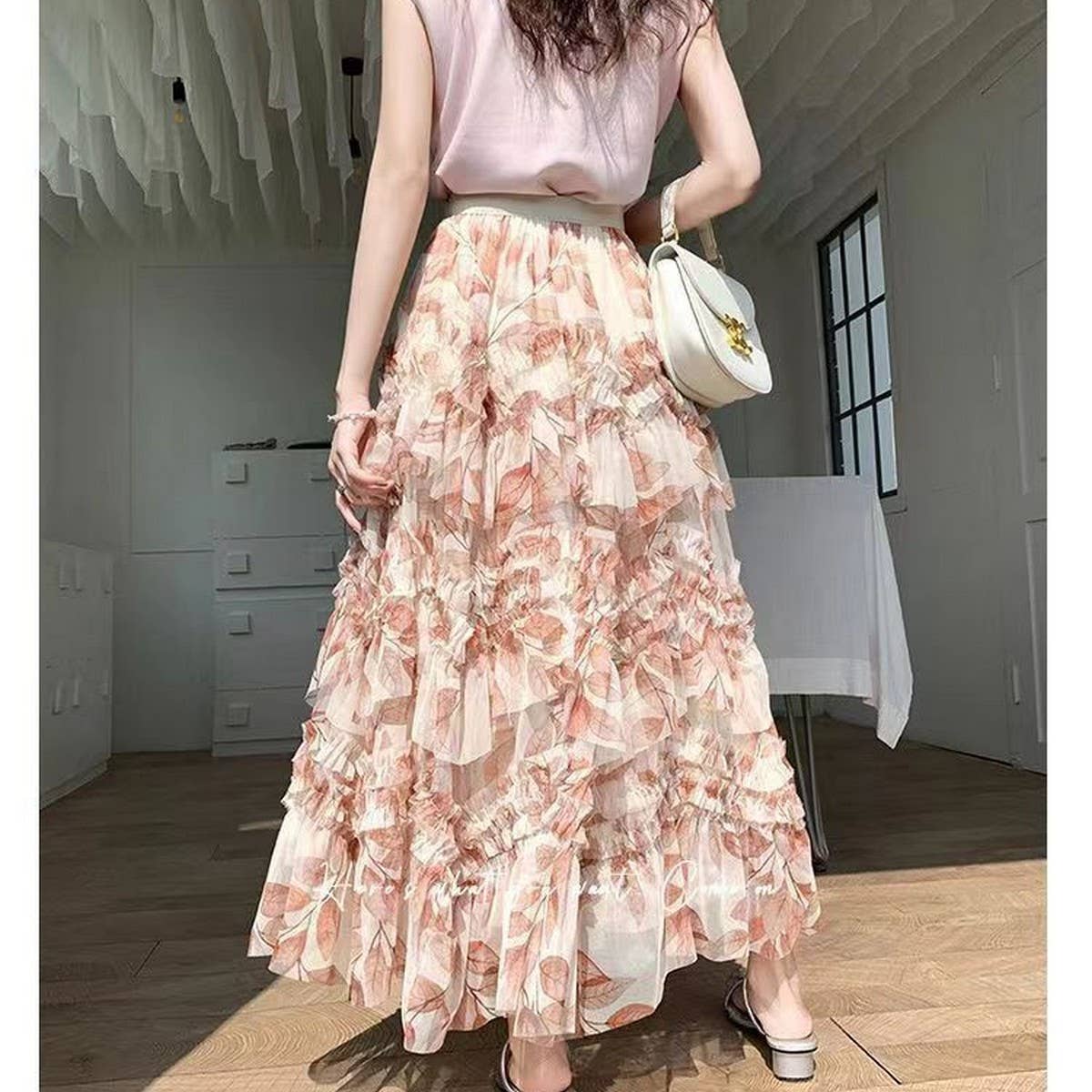 LAYERING TULLE SKIRTS WITH FLORAL PRINTS_CWBLS0400