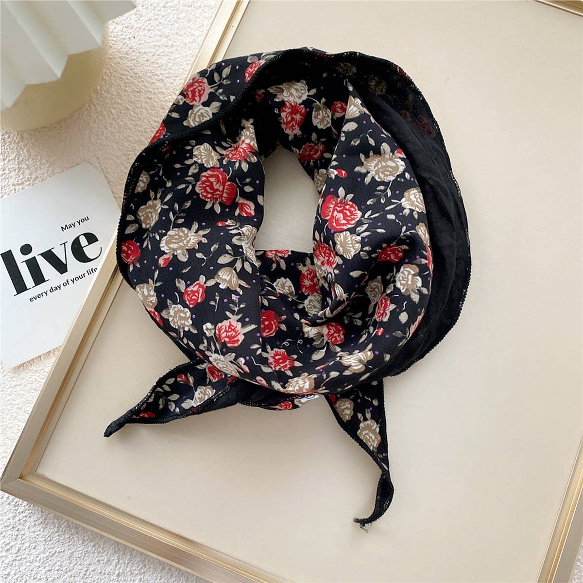 DOUBLE LAYERED DIAMOND PATTERN TWILLY SCARF_CWASC0854