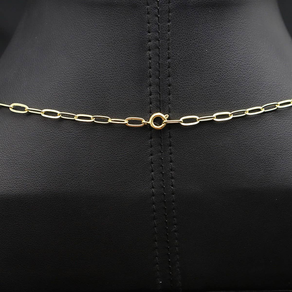 Womens High-End Vintage Pearl Necklace