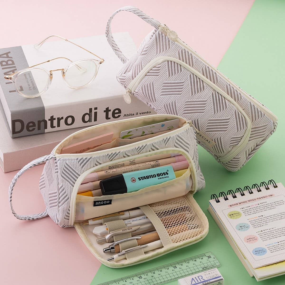 SIMPLE LARGE CAPACITY WINDOW PENCIL CASE_CWMM1982