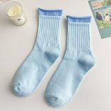 Women Pair Breathable Hemmed Socks_Cwms0303