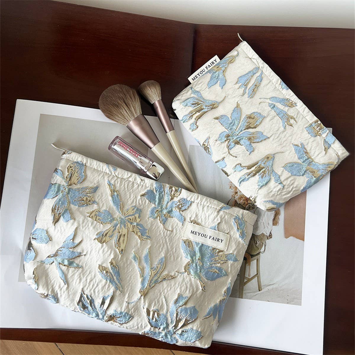 Embossed Floral Makeup Bag Large Travel Wash Pouch_Cuab00738