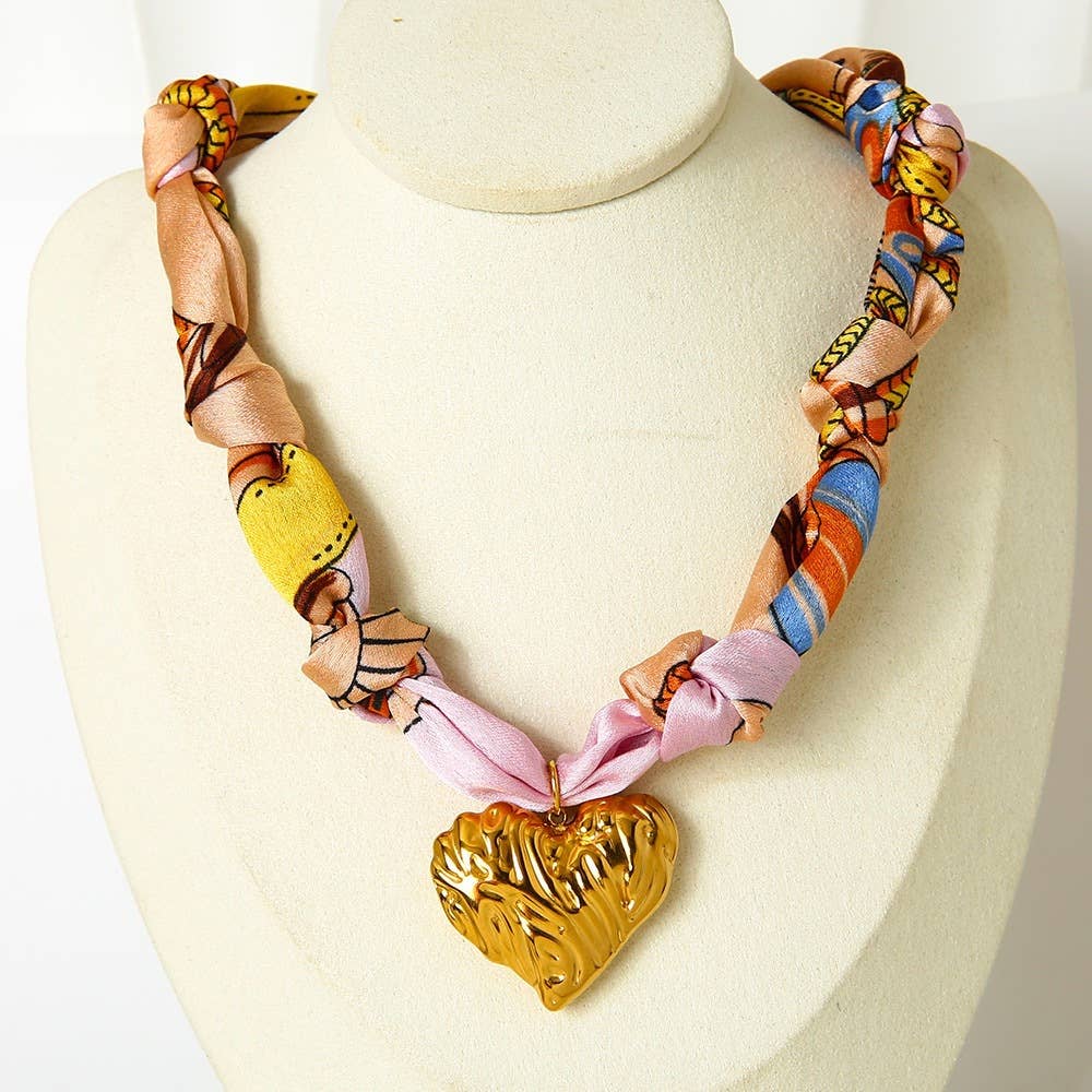 Luxury Seashell Heart Pendant Necklace For Women_Cwaje05616