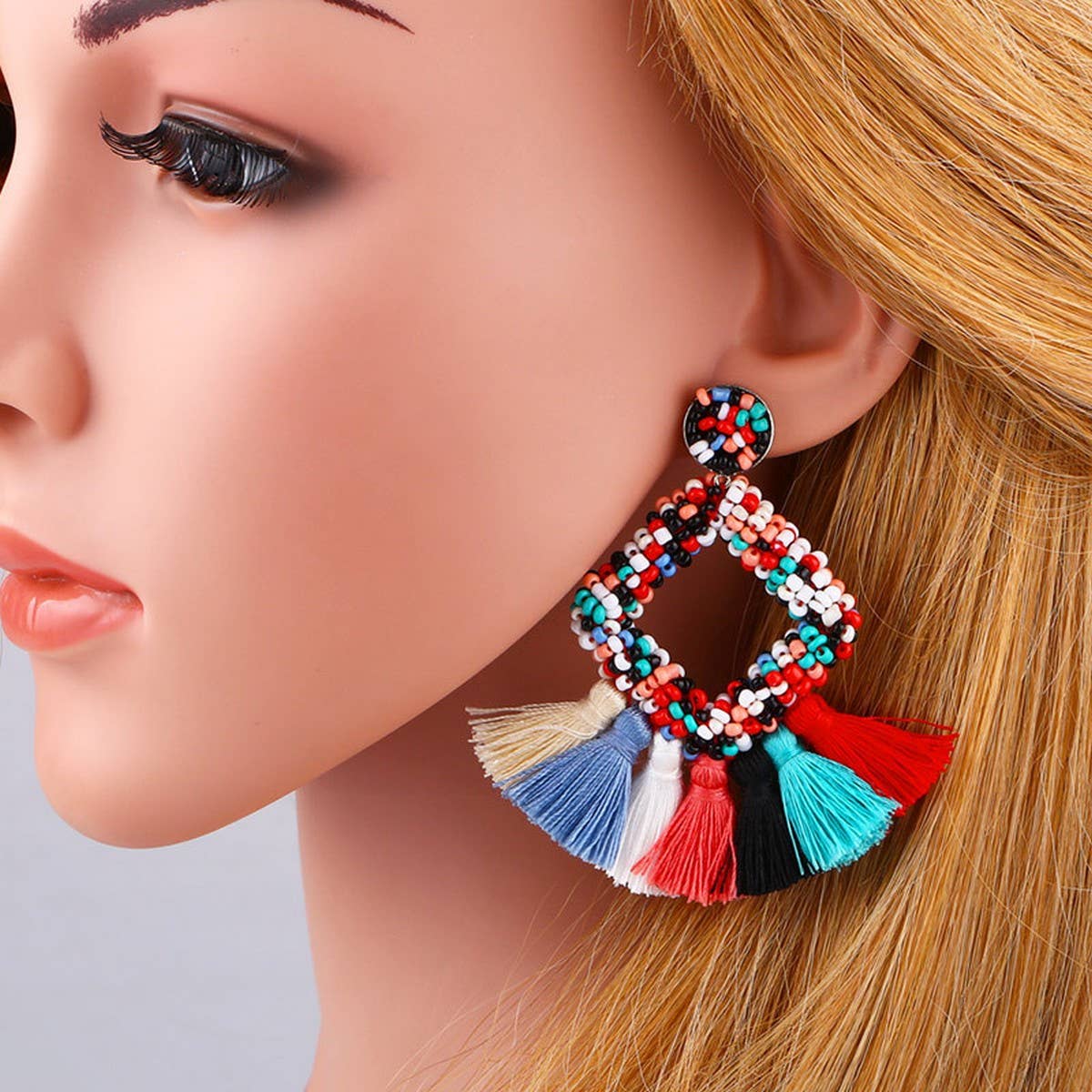 GEOMETRIC DIAMOND SHAPED RICE BEAD TASSEL EARRINGS_CWAJE1043