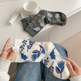 RETRO NICHE DESIGN PRINTED FLOWER SOCKS_CWMS0957
