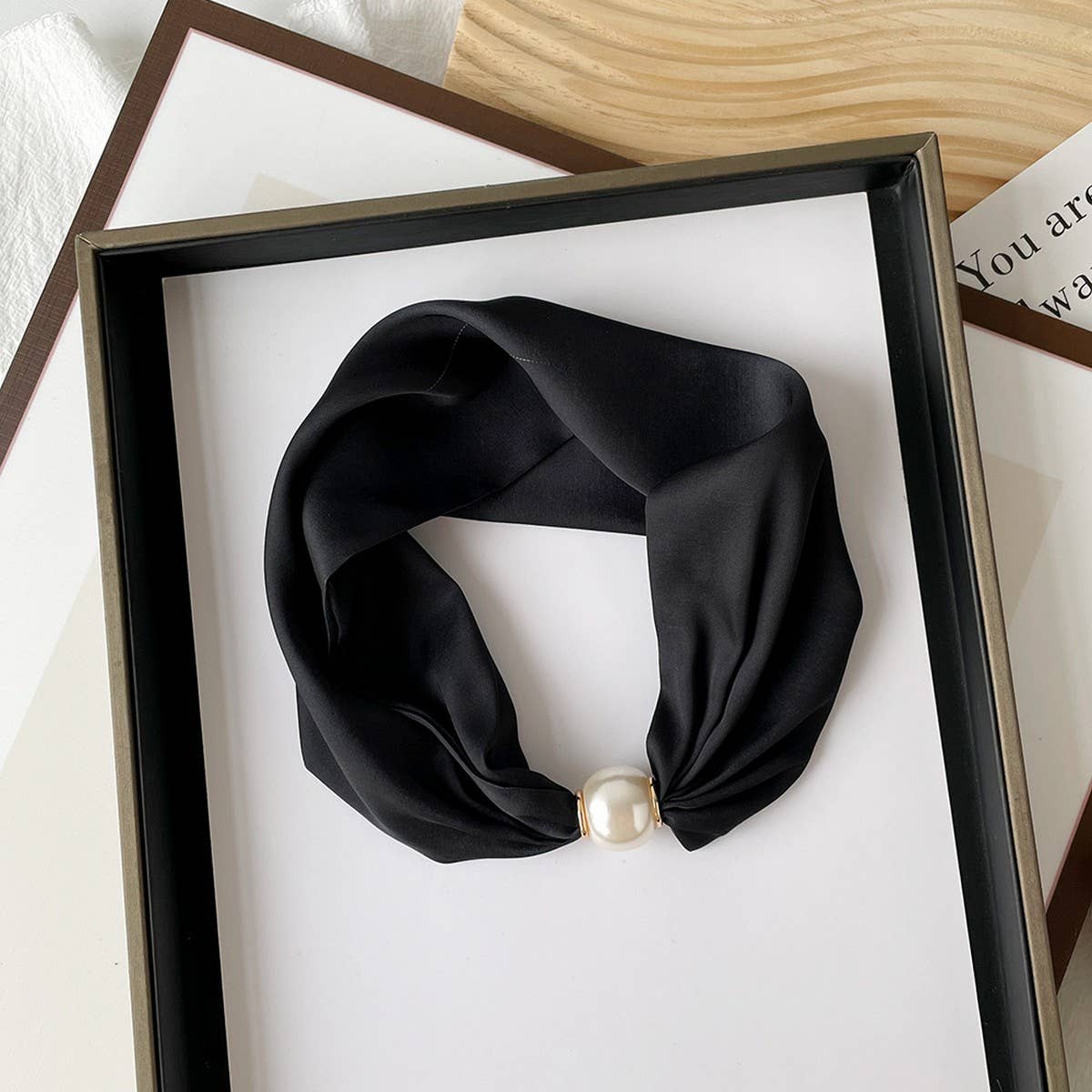 PEARL BUTTON SCARF ELEGANT PRINTED SCARF_CWASC0821