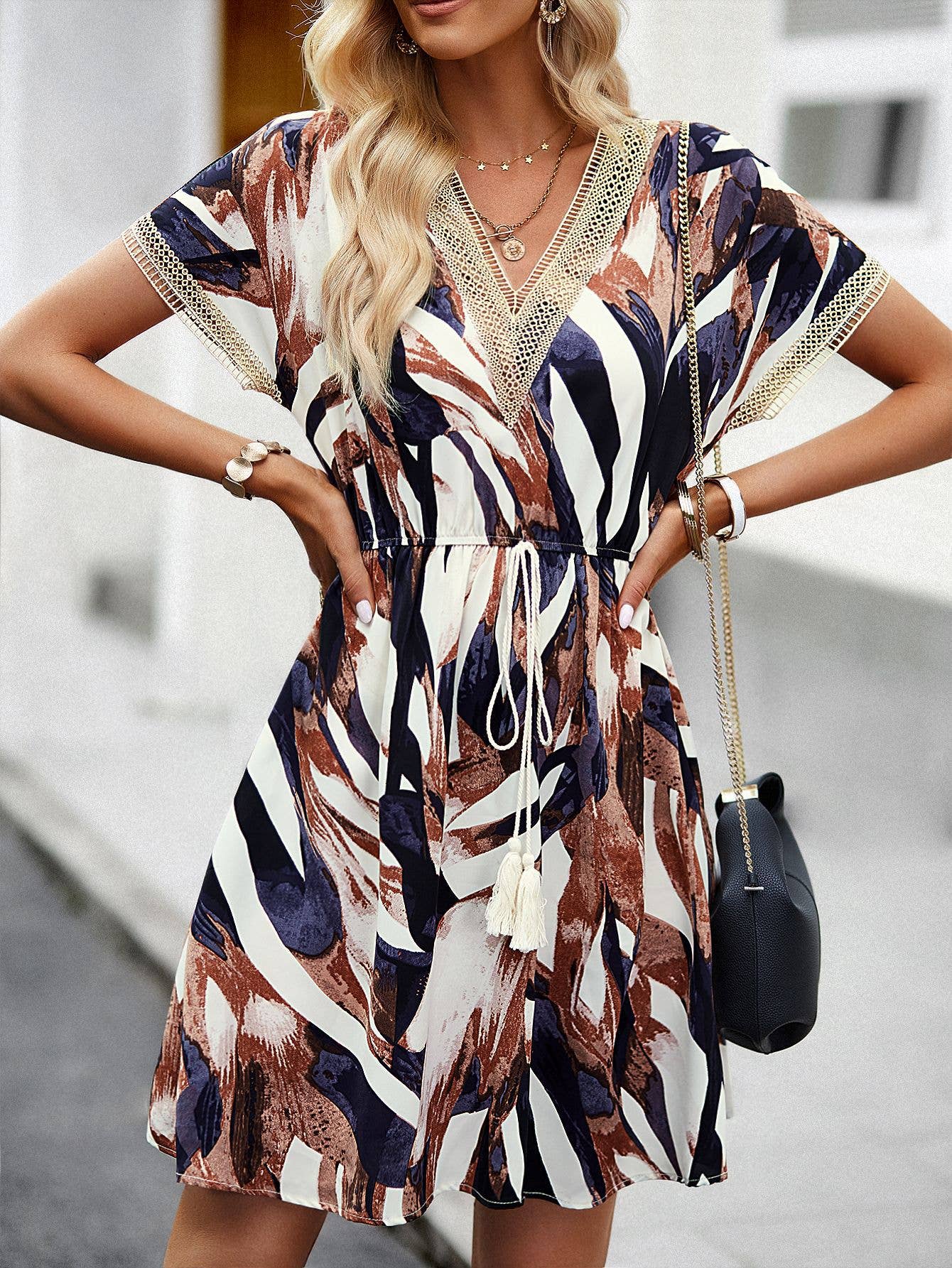 V-Neck Lace-Up Print Short Dress