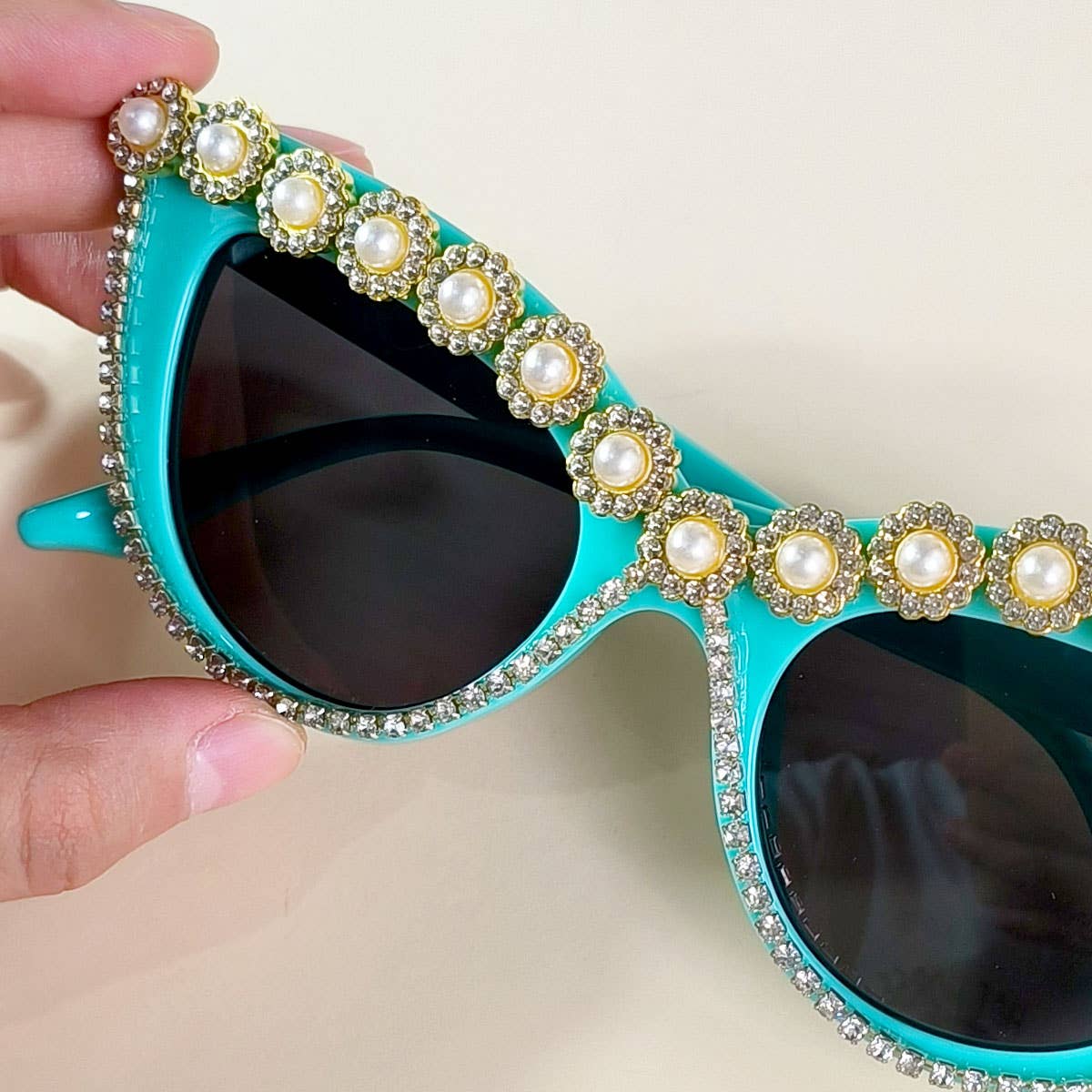 HANDMADE RHINESTONE PEARL RETRO CAT EYE SUNGLASSES_CWASG0268