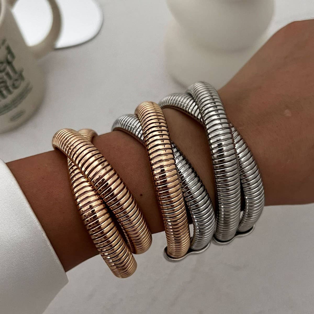 PERSONALIZED METAL SIMPLE RING BRACELET FOR WOMEN_CWMM3092