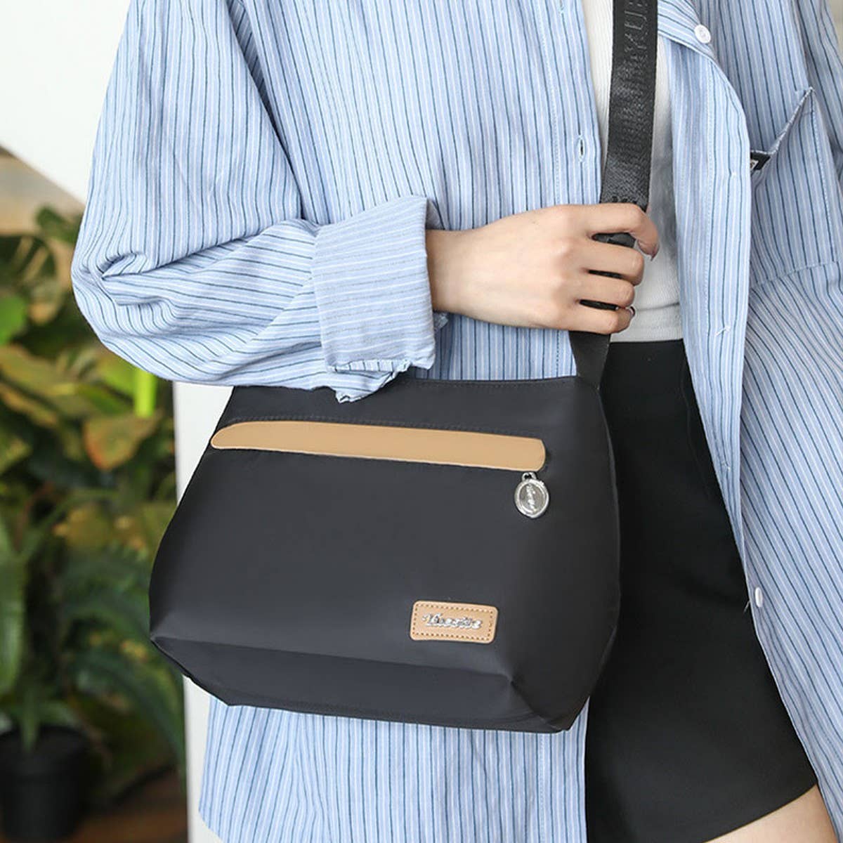 Fashion Casual Simple Shoulder Messenger Bag_Cwab3492