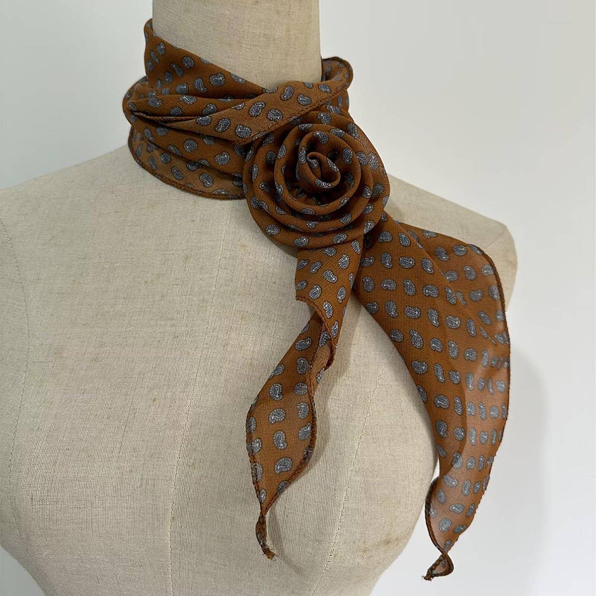 Floral Print Slim Scarf For Women_Cwasc03970