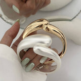 DESIGN METAL GLOSSY WATER DROP HUG BRACELET_CWMM3086