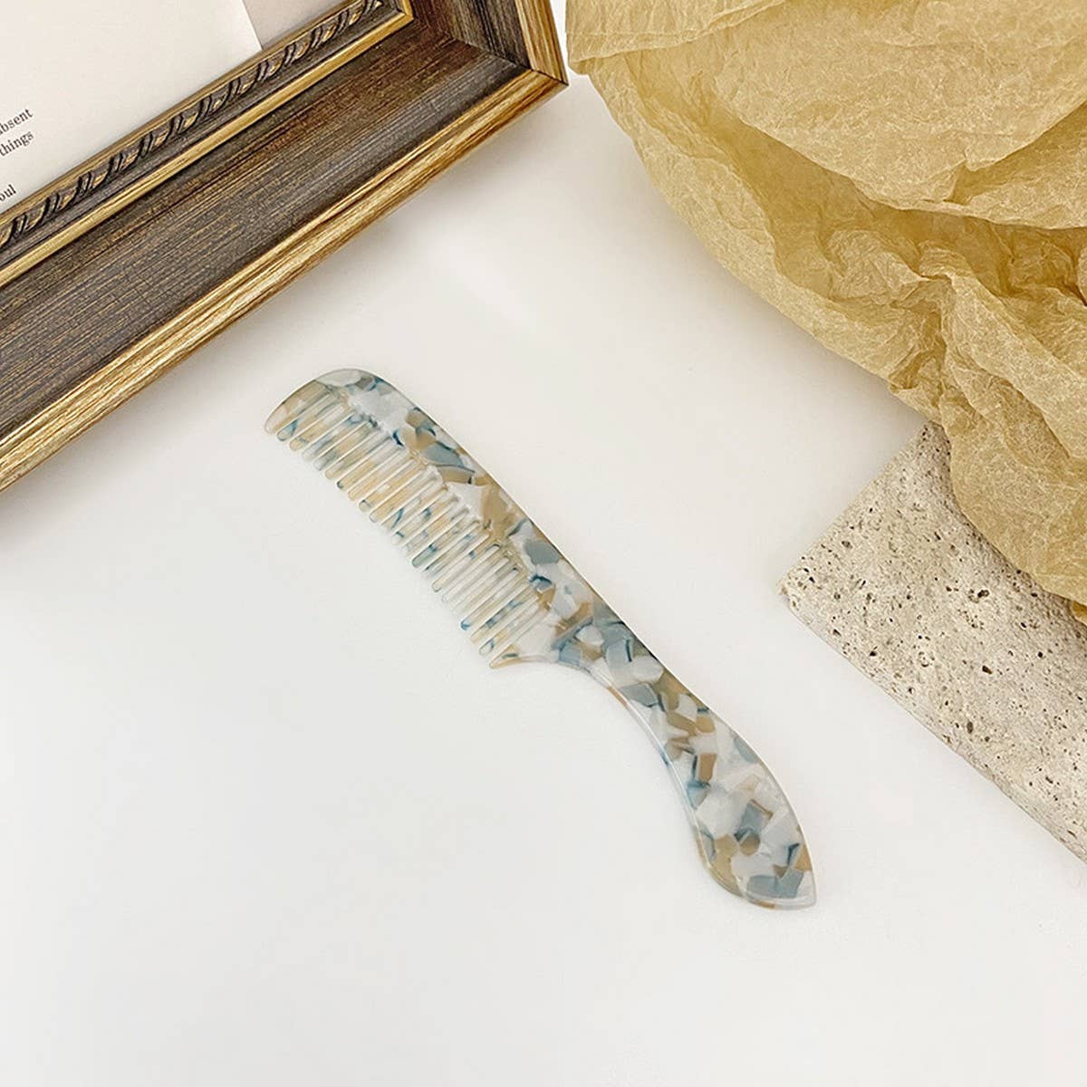 ACETATE HANDHELD COMB VINTAGE COMMUTER STYLE_CWMM6445