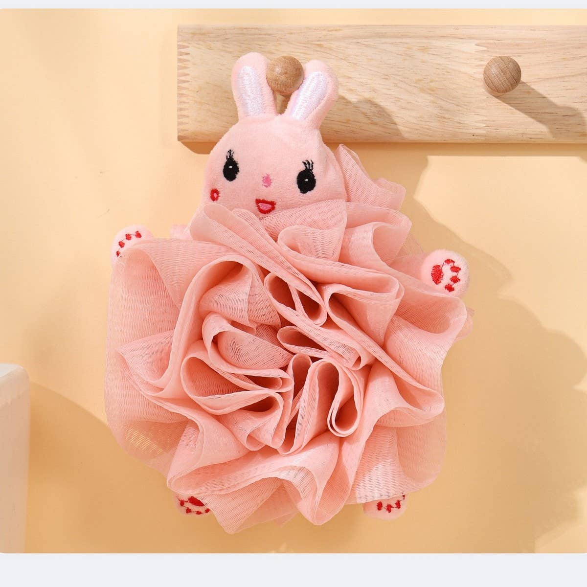 BATH POUF LARGE NON SCATTERING BATH BALL_CWMM3386