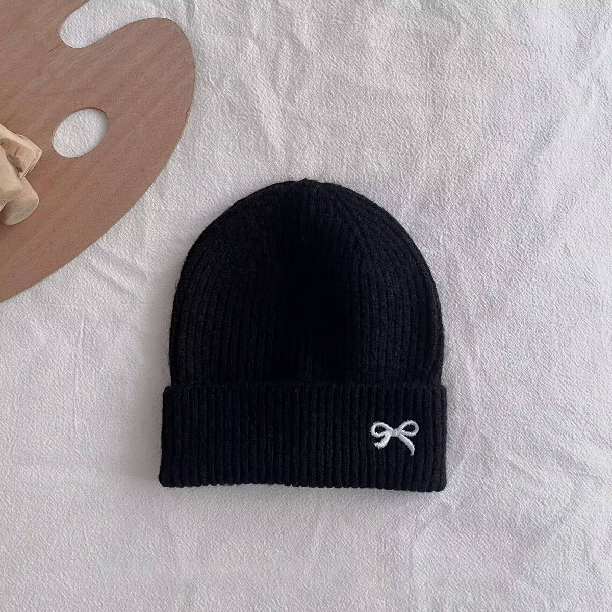 CHILDRENS WARM KNITTED HAT WITH BOW EMBROIDERY_CWAH2926