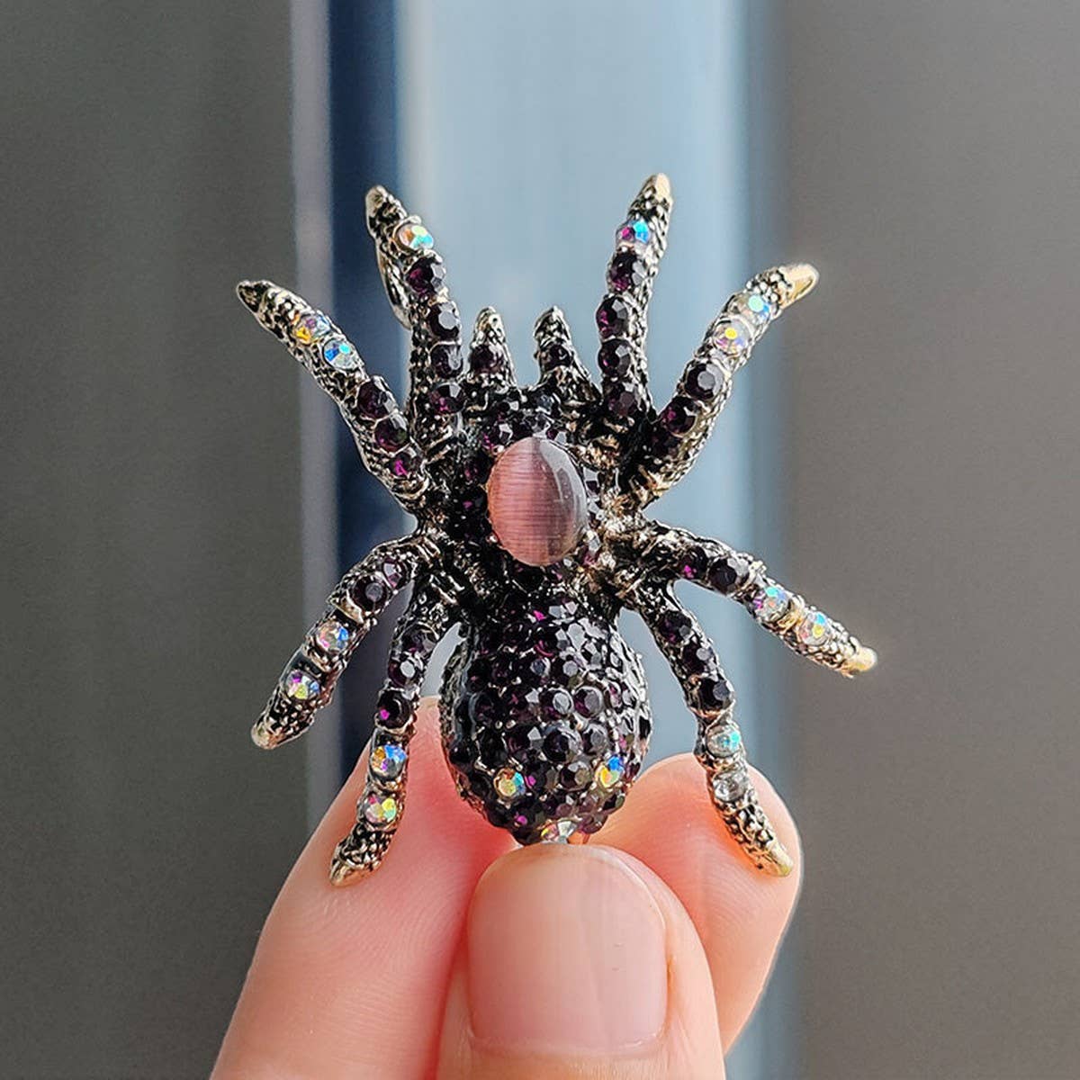 Cwaje2567_Halloween Spider Crystal Brooch