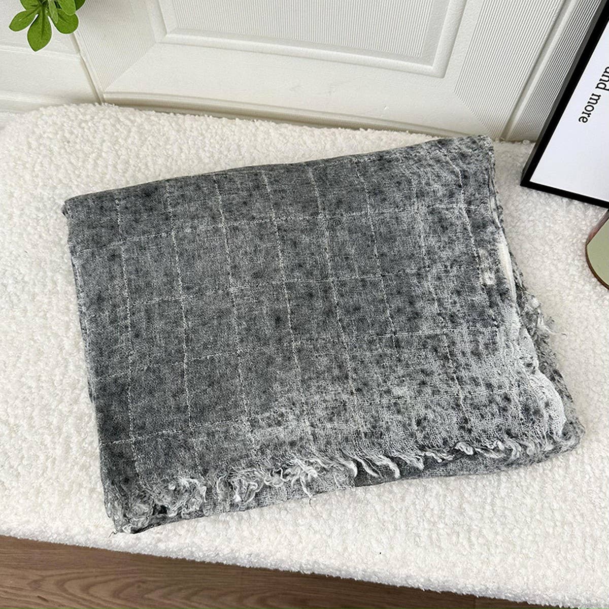 Contrast Color Spray Dyed Long Scarf Shawl_Cwasc1408