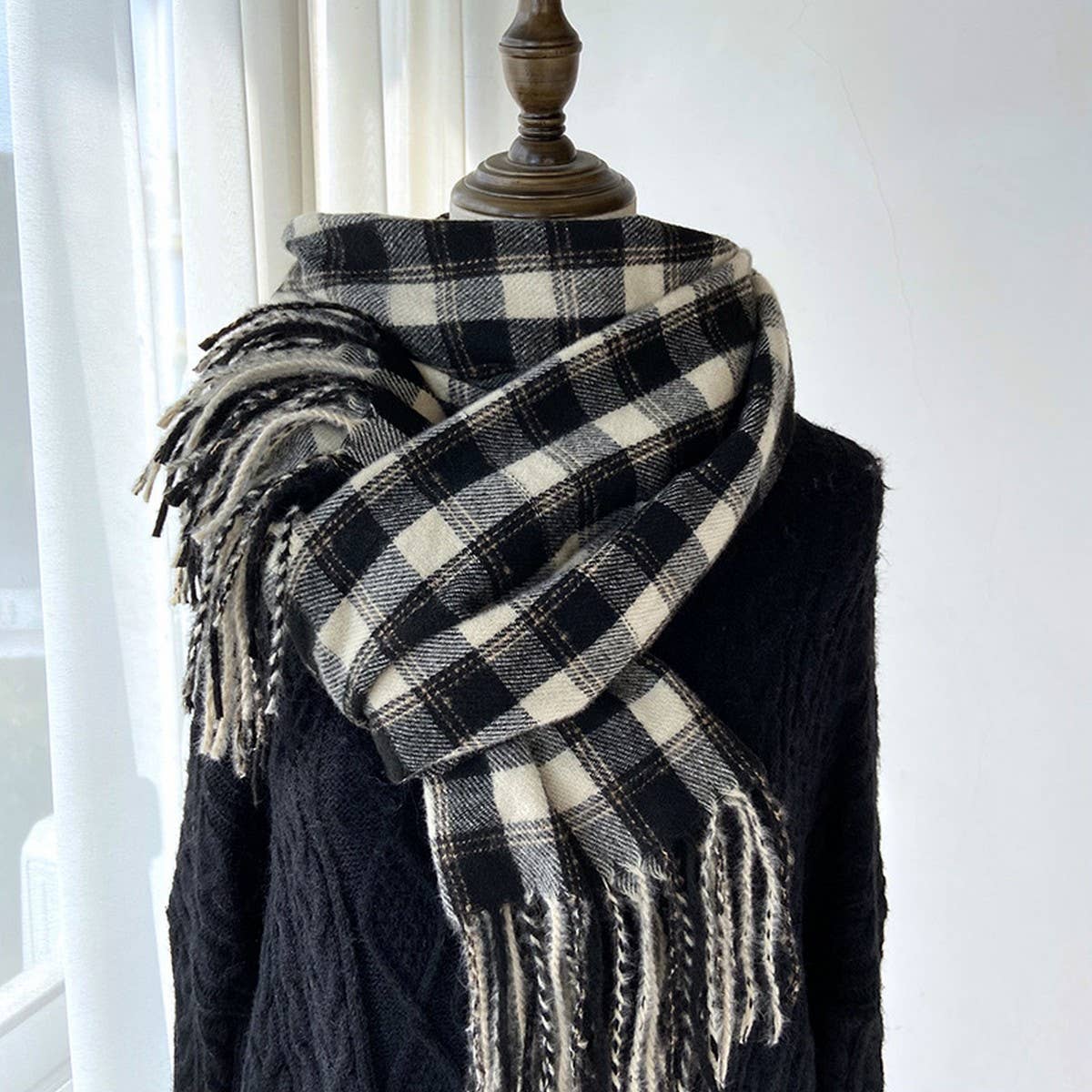 PLAID TASSEL SCARF FOR WOMEN RETRO WINTER WARMTH_CWASC1454