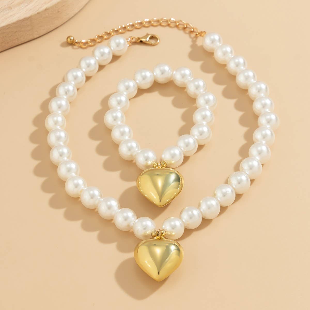 IMITATION PEARL HEART SHAPED PENDANT NECKLACE_CWAJE1166