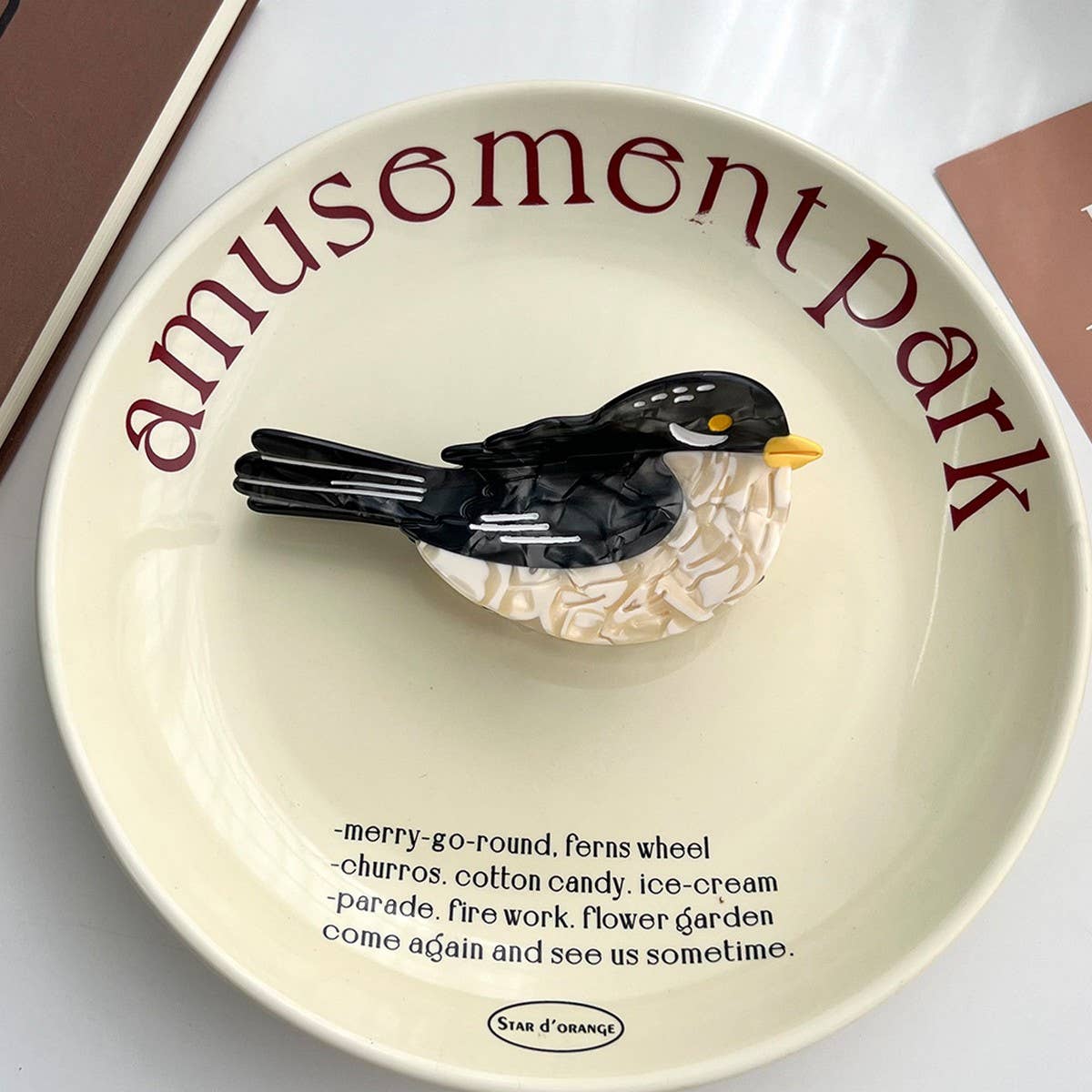 PARROT COLORBLOCK ACETATE HAIR CLAW CUTE CLIP_CWAHA6022