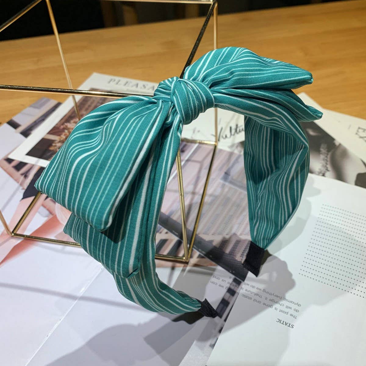 BOW KNOT WIDE BRIMMED FRESH STRIPED HEADBAND_CWAHA2566