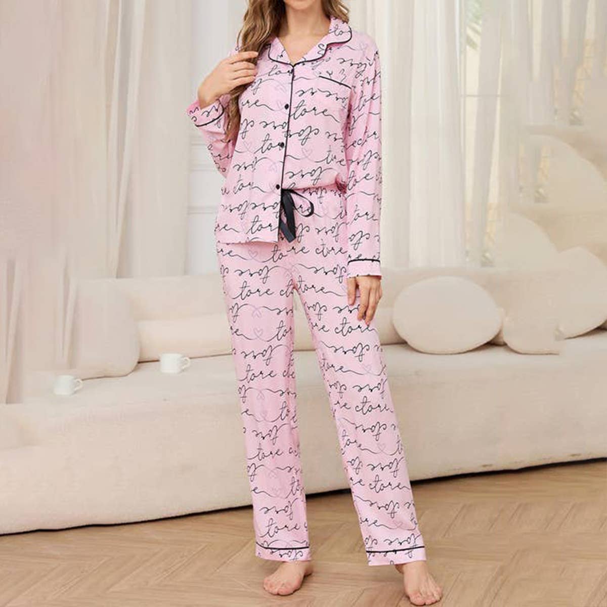 Two-Piece Pajamas With Long Sleeves And Trousers