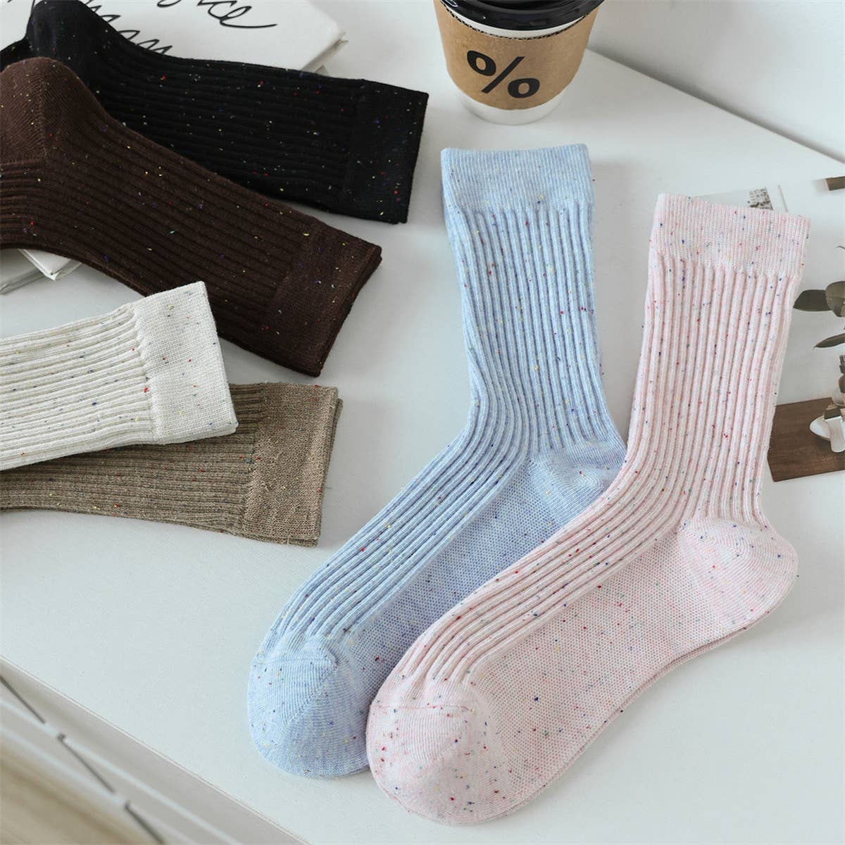 Women Autumn And Winter Mid-Length Socks_Cwms0943