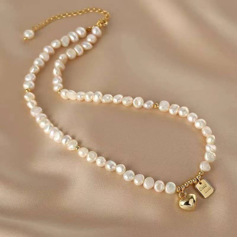 Fashionable Bahak Freshwater Pearl Necklace