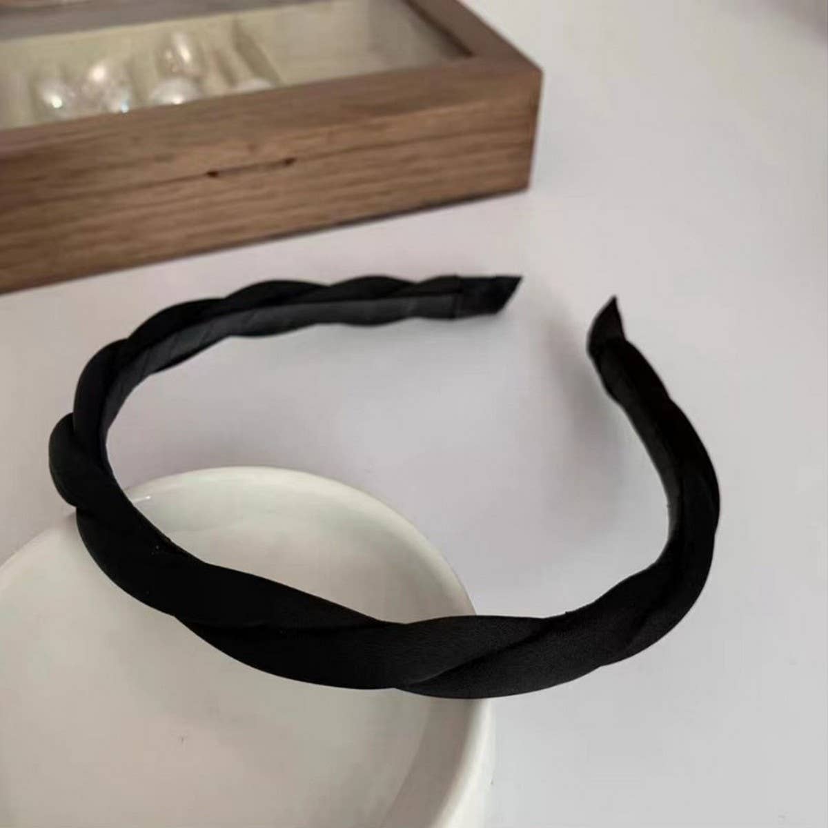 Simple Solid Color Braided Headband Women_Cwaha07742