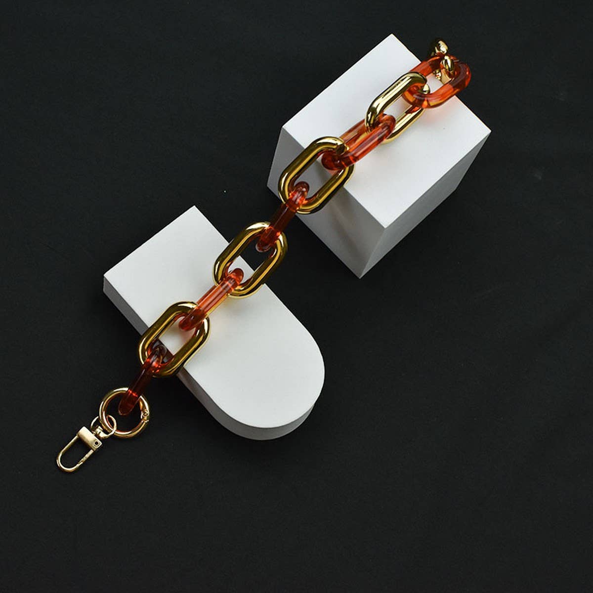 11 81ACRYLIC CHAIN HANDLE MULTI COLOR BAG STRAP_CWMM5090