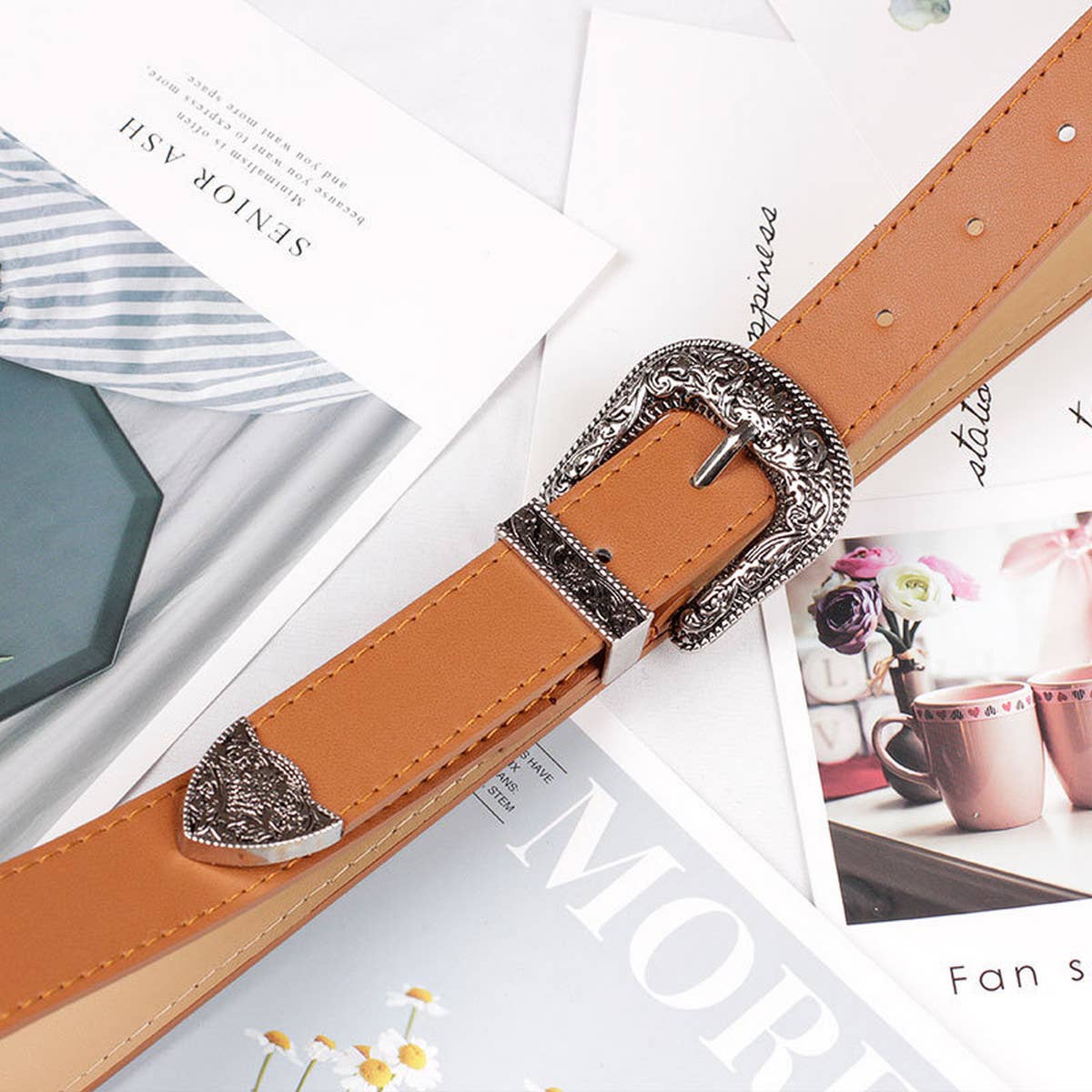 Cwabe0872_Vintage Carved Casual Belt