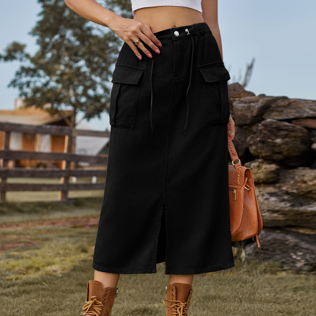 Washed Denim Cargo Skirt With Slit For Women_Cwjsk0197