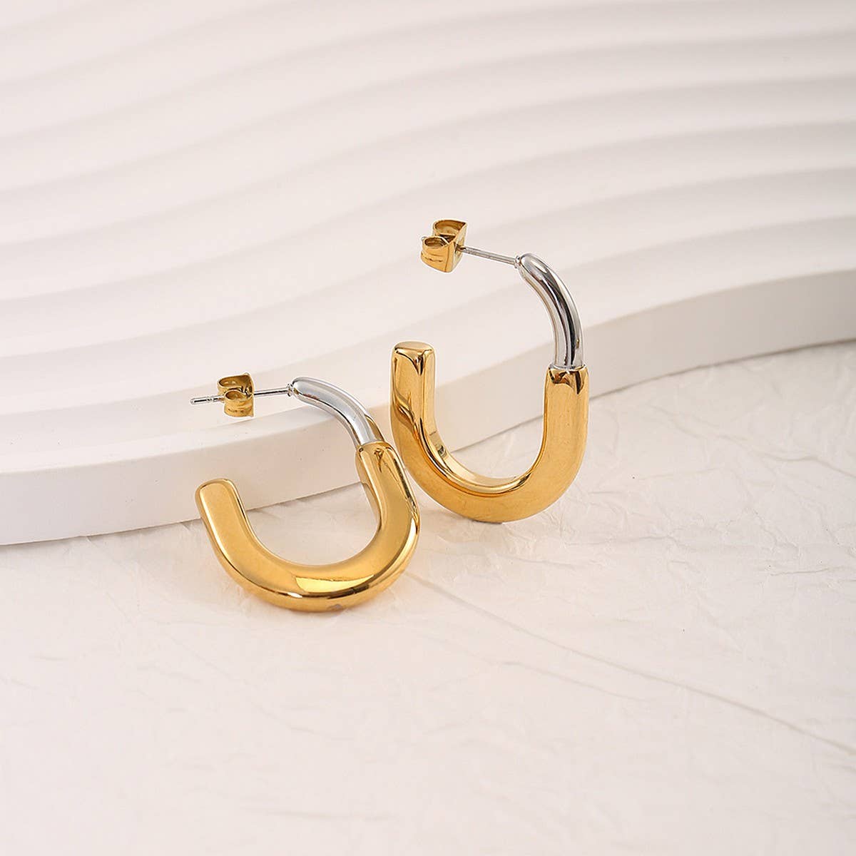 18K GOLD TWO TONE STAINLESS STEEL EARRINGS_CWMM8897
