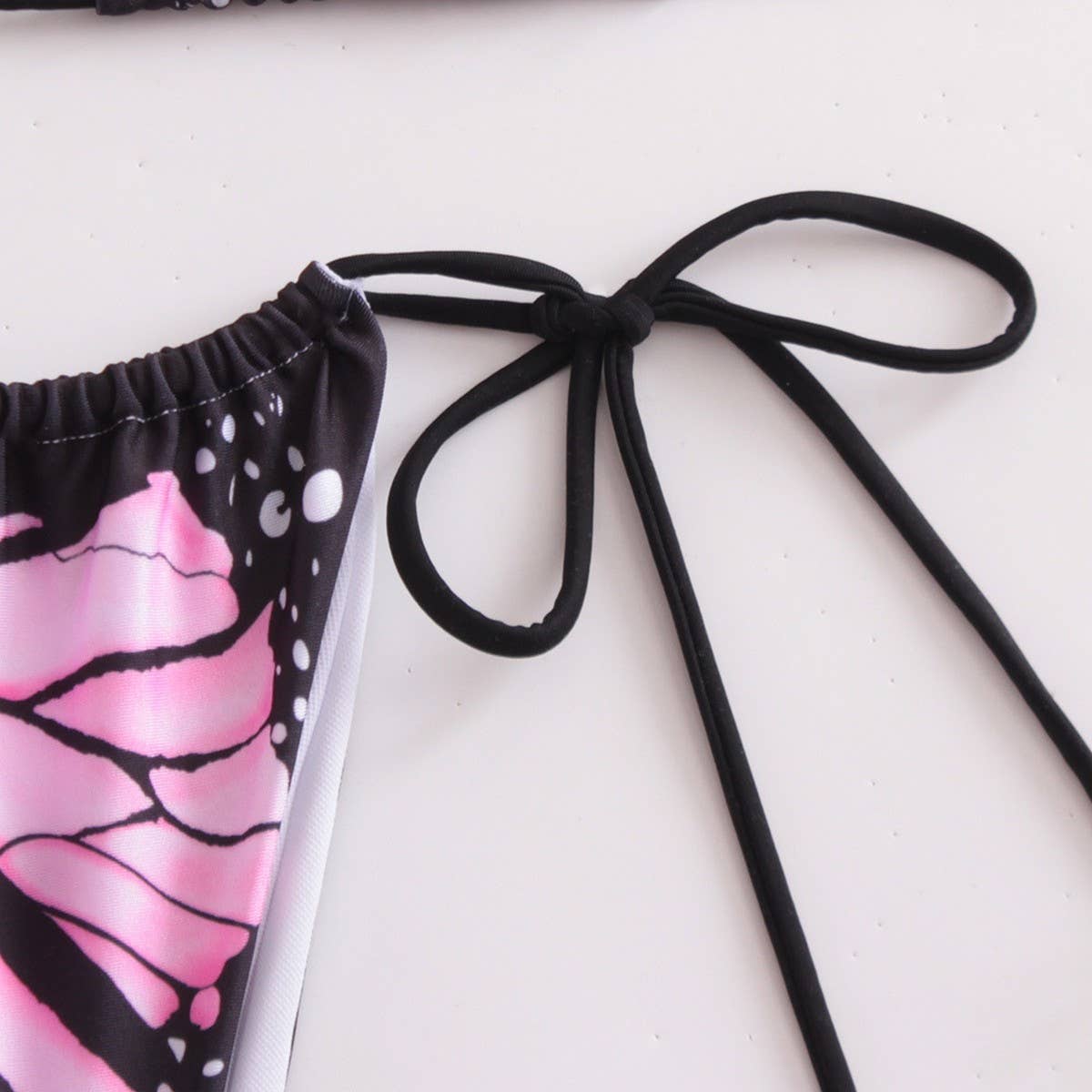 2 PIECE BIKINI SWIMSUIT WITH BUTTERFLY DESIGN PRINT_CWMW0178