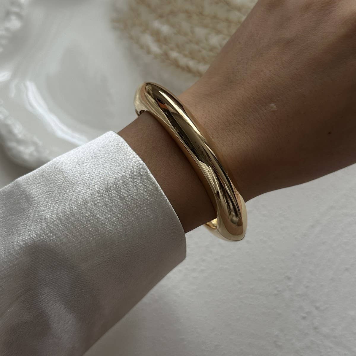 DESIGN IRREGULAR FASHION ALLOY SMOOTH BRACELET_CWMM3117