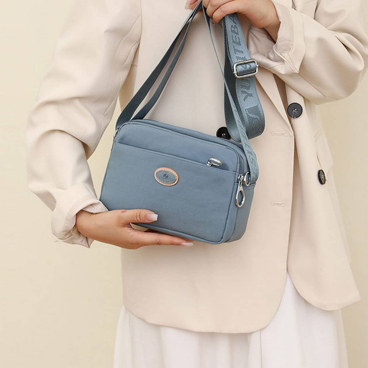 Large Capacity Simple Shoulder Messenger Bag_Cwasc1762