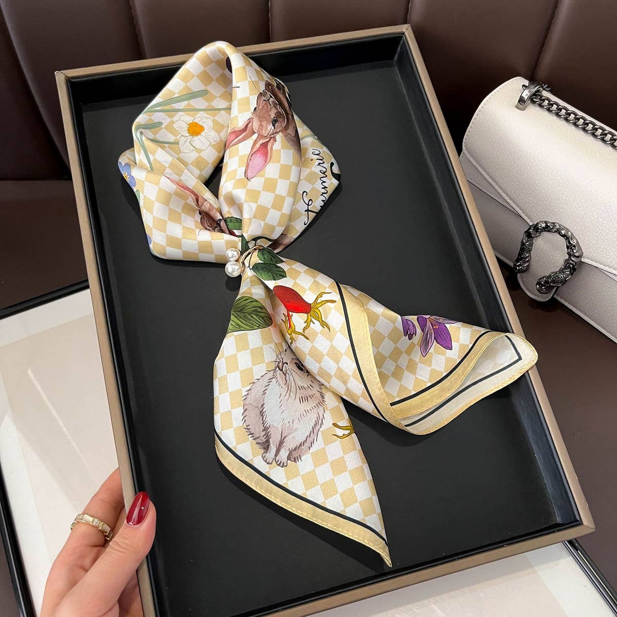 SILK SQUARE SCARF VERSATILE FALL WINTER FOR WOMEN_CWASC0556