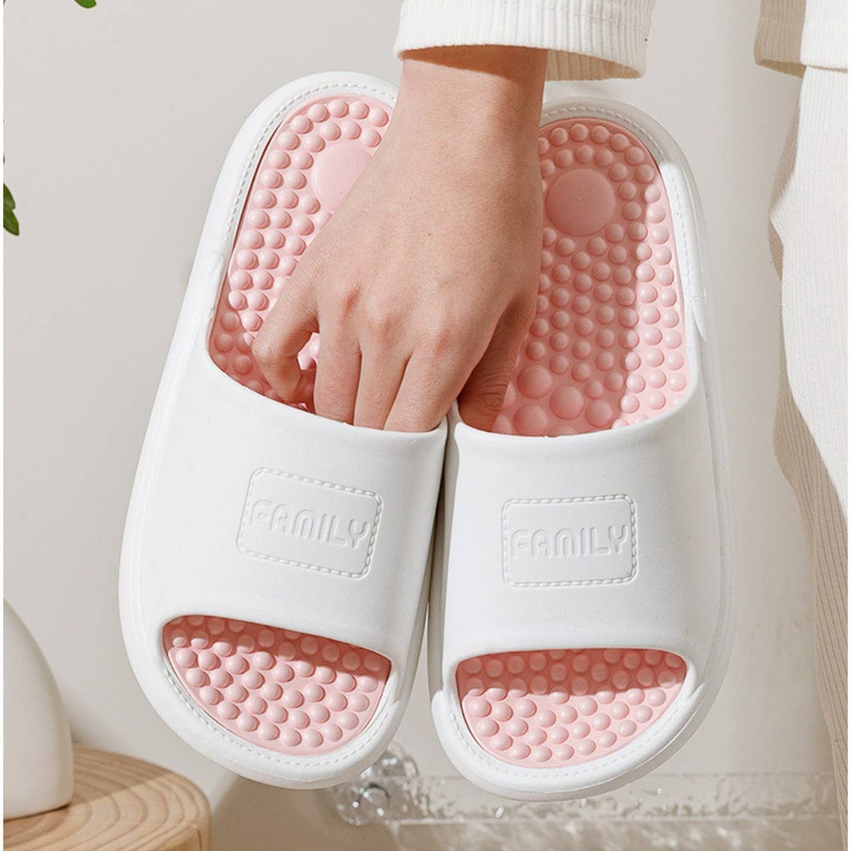 2024 NEW NON SLIP SOFT MASSAGE SANDALS_CWSHS0803