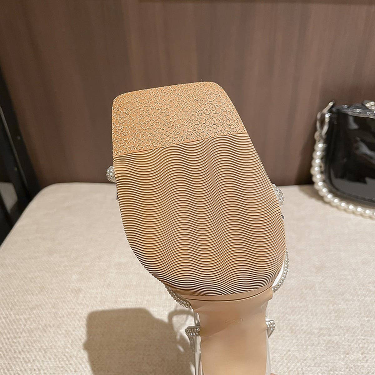 CRYSTAL TRANSPARENT HIGH HEELS SANDALS_CWSHH0017