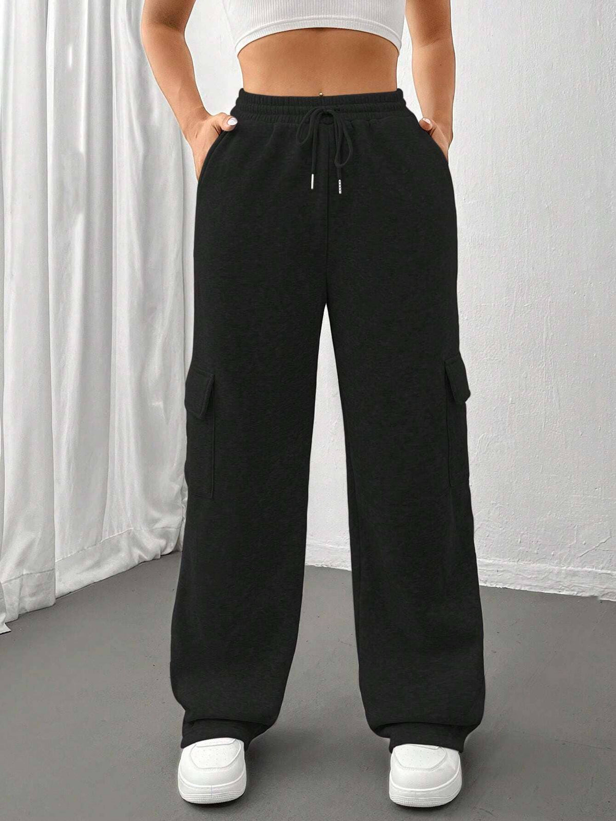 Straight-Leg High-Waisted Solid-Color Sweatpants