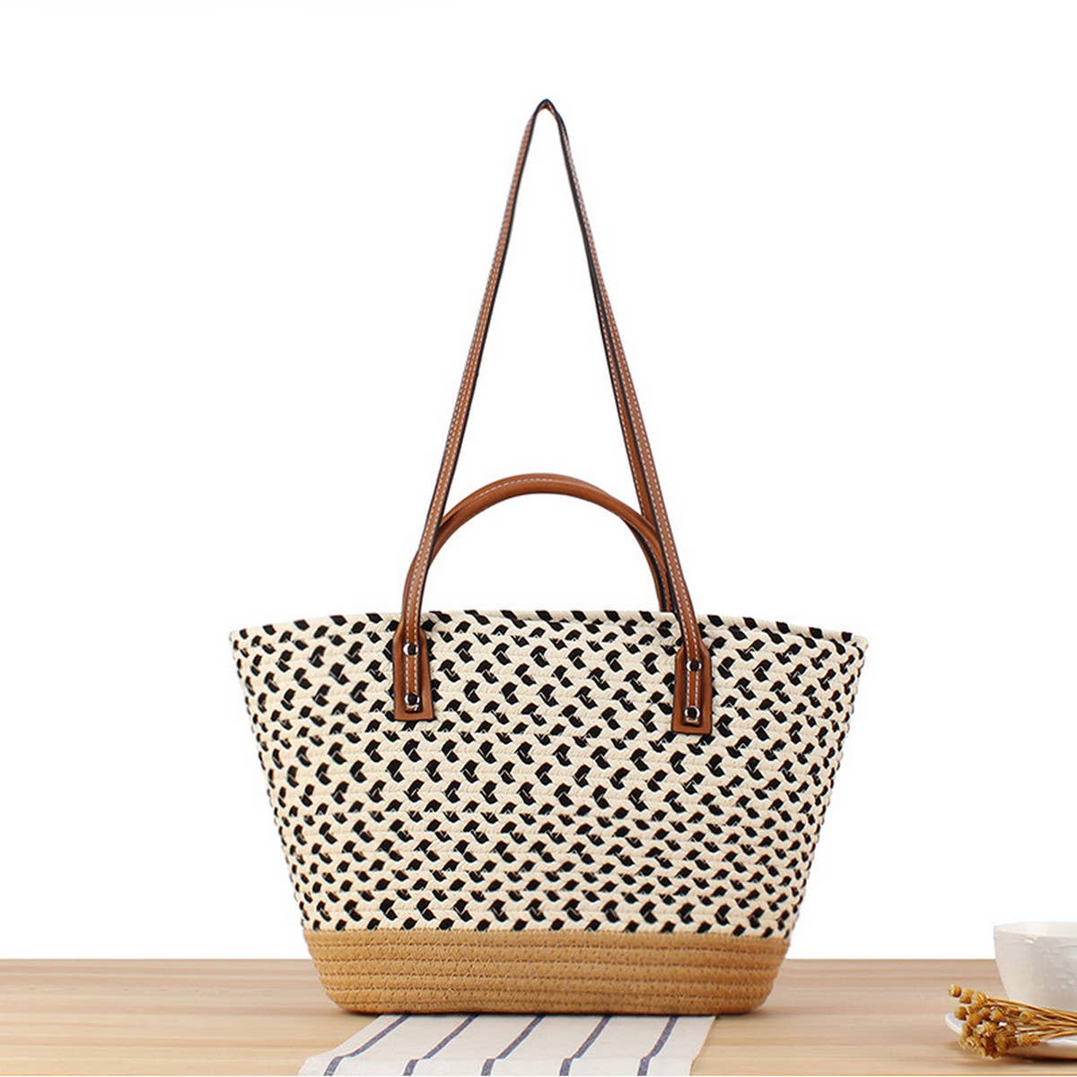 SIMPLE BOHEMIAN STYLE HANDWOVEN BAG_CWAB2108