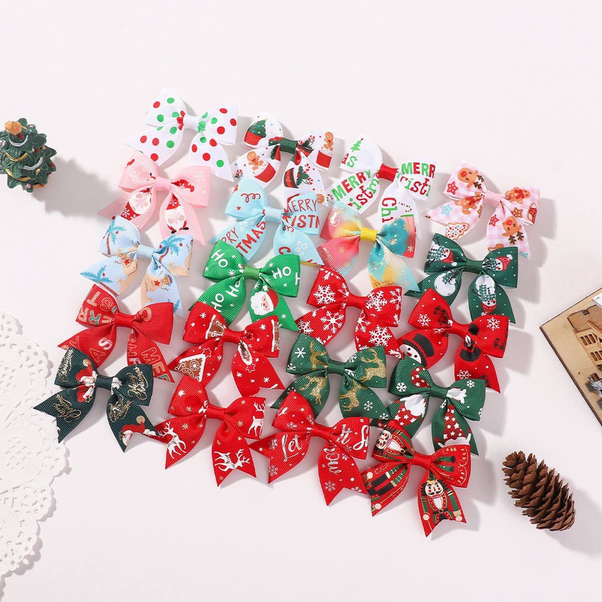 GIRLS XMAS HAIR CLIP WITH REINDEER SNOW_CWAHA6693