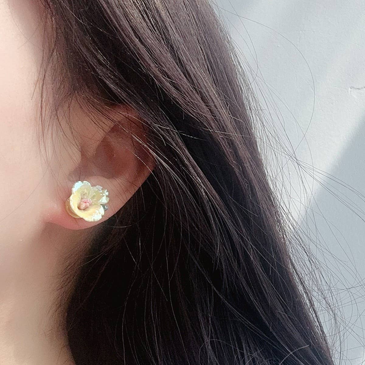 SWEET AND VERSATILE FLOWER EARRINGS FOR GIRLS_CWAJE1697