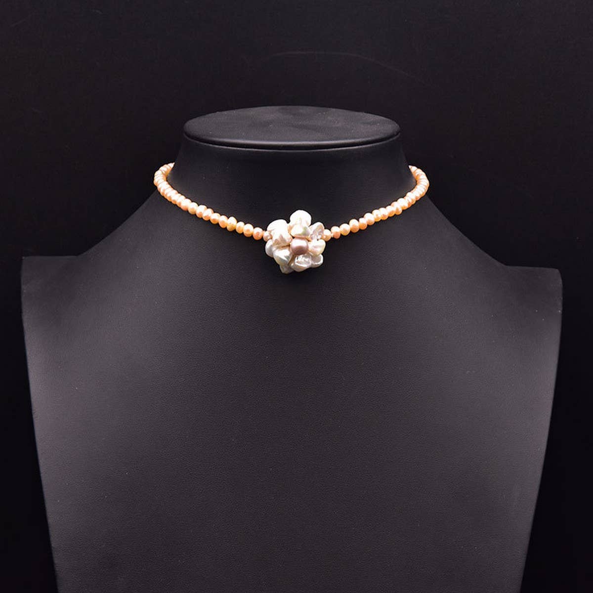 NATURAL FRESHWATER PEARL PETAL NECKLACE_CWAJE3824
