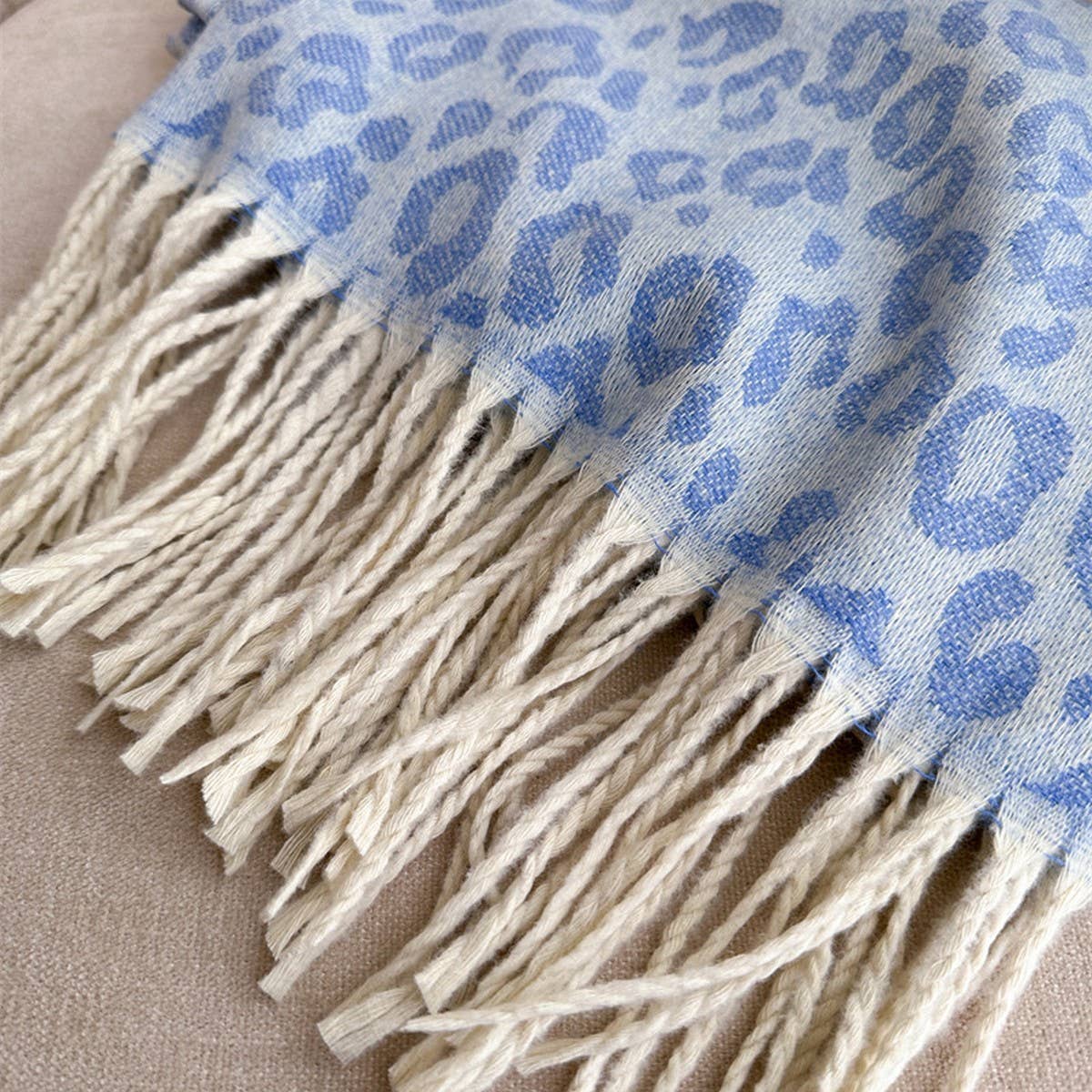 STYLISH LEOPARD TASSEL SCARF WOMEN S WINTER_CWASC2758