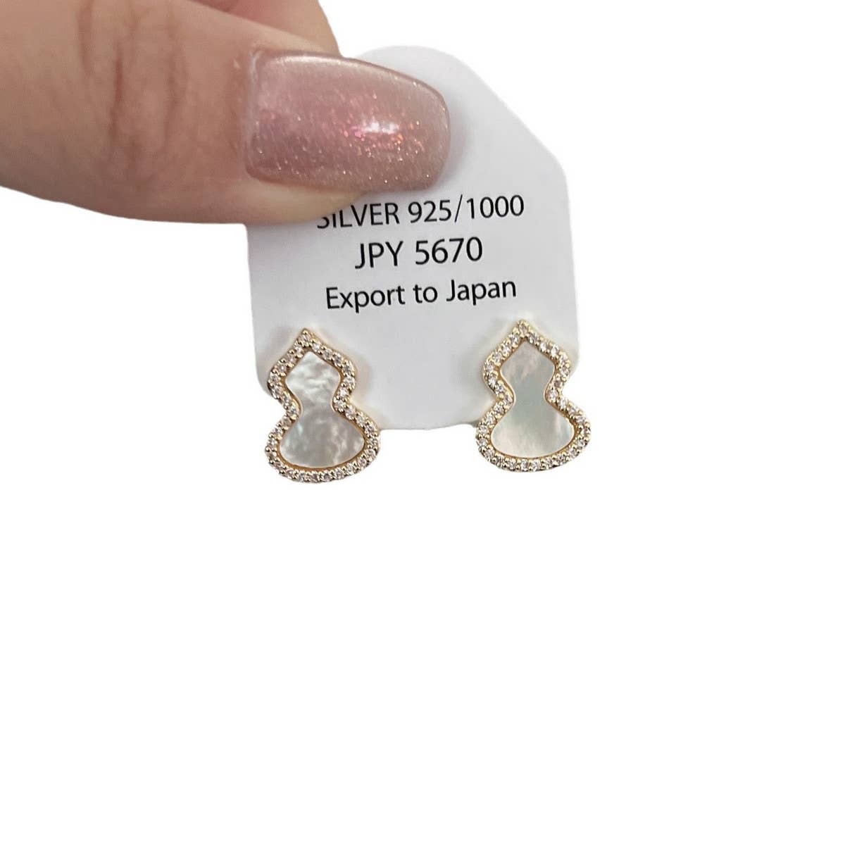 HIGH GRADE GOURD SHELL EARRINGS AND EARRINGS_CWAJE1282