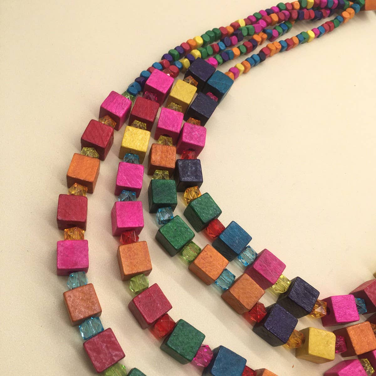 Wooden Beads Multi-Layered Colorful Necklace_Cwmm4964