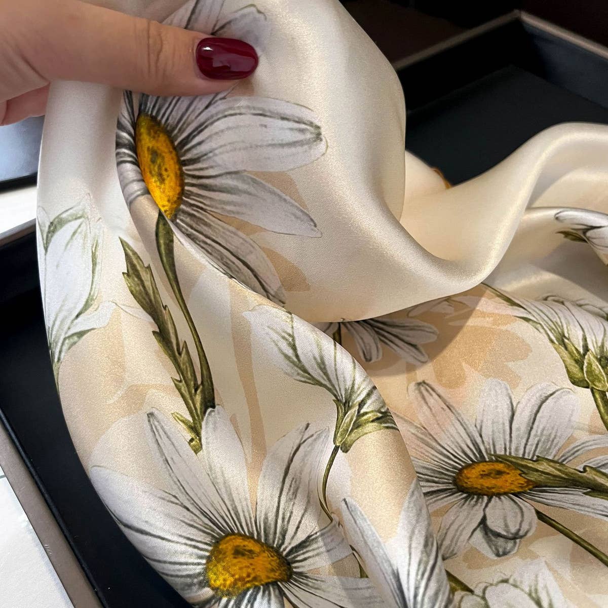 LIGHTWEIGHT SPRING FALL NECK WRAP FOR WOMEN_CWASC0555