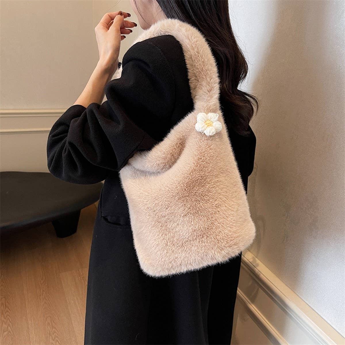 Winter Versatile Casual Shoulder Plush Bag_Cwab3947