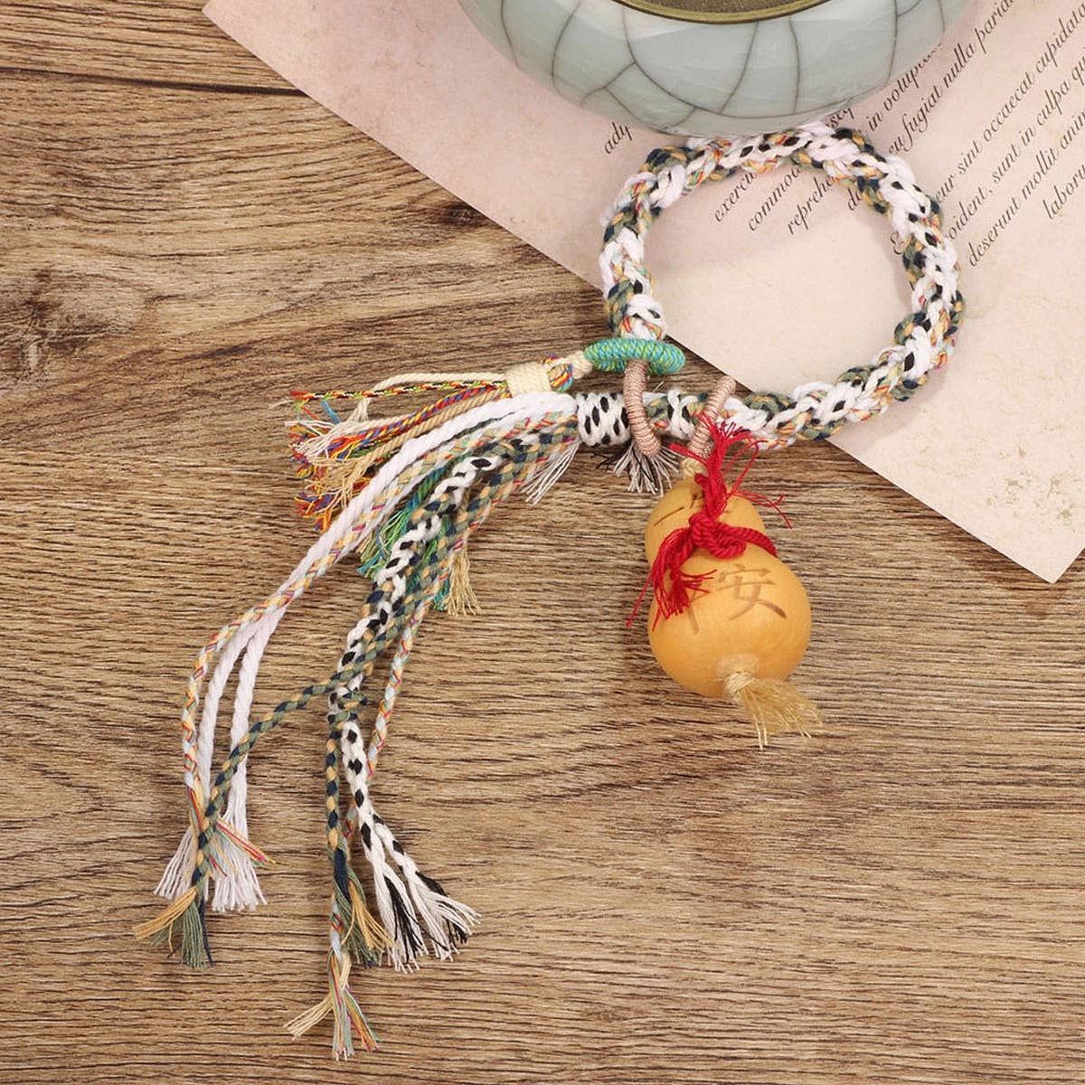 RETRO ETHNIC STYLE HAND WOVEN TASSEL BRACELET_CWAJE3962